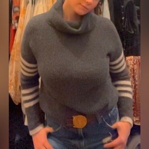 100% cashmere sweater from 360 cashmere! size xs